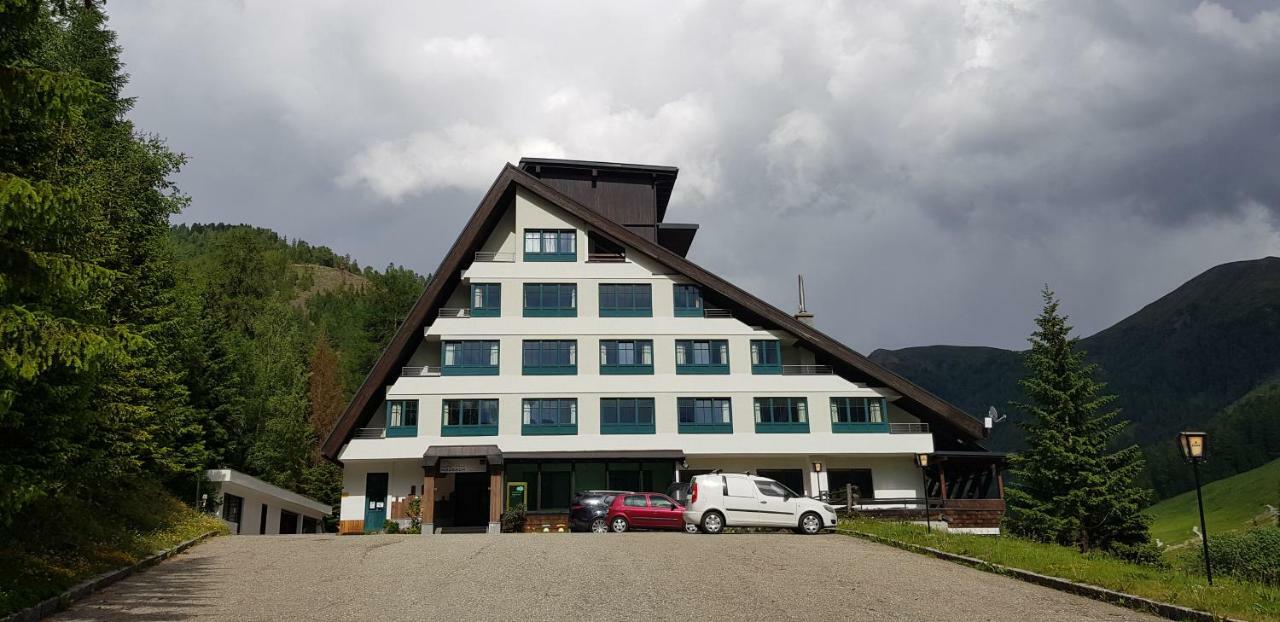 Kinder- Und Familienhotel Nockalm ان كارنتين المظهر الخارجي الصورة